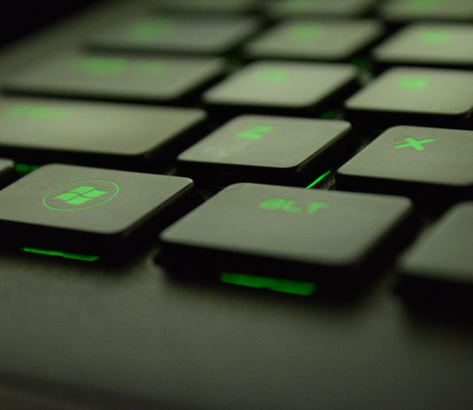 computer gaming green 51415