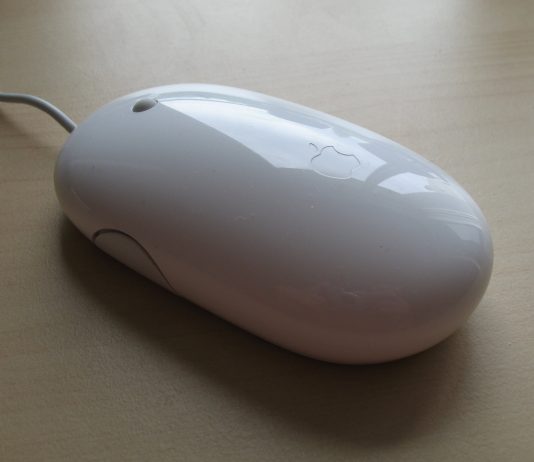 Apple mighty mouse