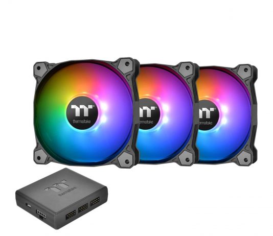 Pure Plus RGB 12 Radiator Fan TT Premium Edition