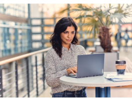 Más de un millón de personas en España han accedido en un año a los cursos gratuitos de capacitación digital de Microsoft y LinkedIn
