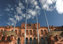 La Universidad Rovira i Virgili mejora la gestión y la seguridad de su infraestructura híbrida, gracias a Azure Arc