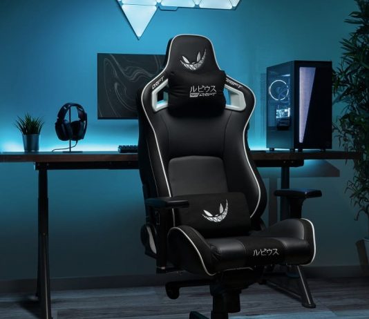 Rubius y Drift presentan una silla superpremium