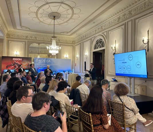 Innovadores monitores para gaming y uso profesional, además de accesorios se han expuesto en la rueda de prensa de @MMDEurope y @AGONbyAOCES