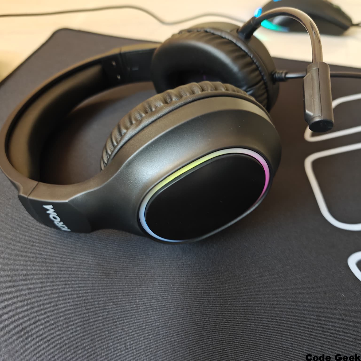 Auriculares Krom Kenta Cúpula