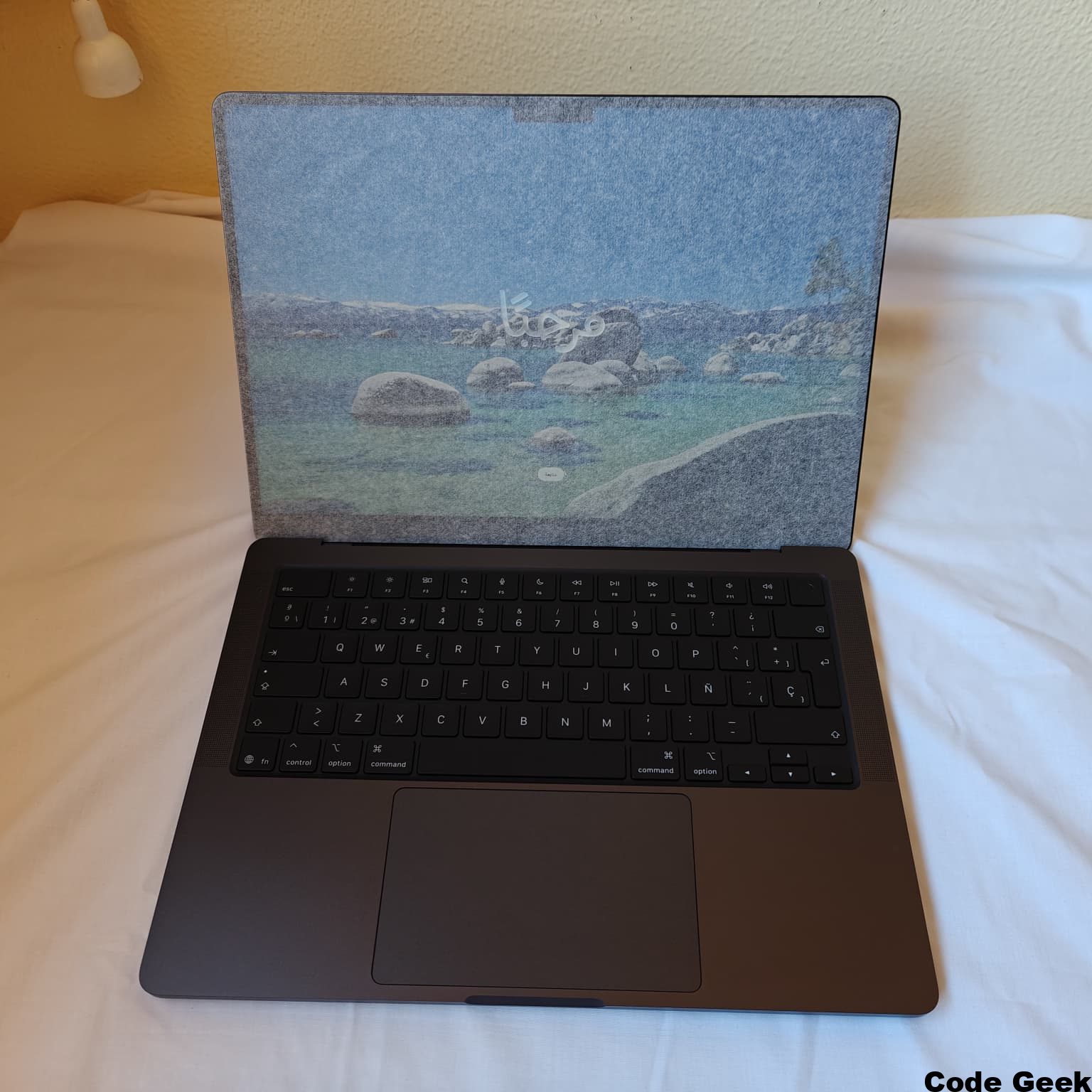 MacBook Pro M5 Frontal