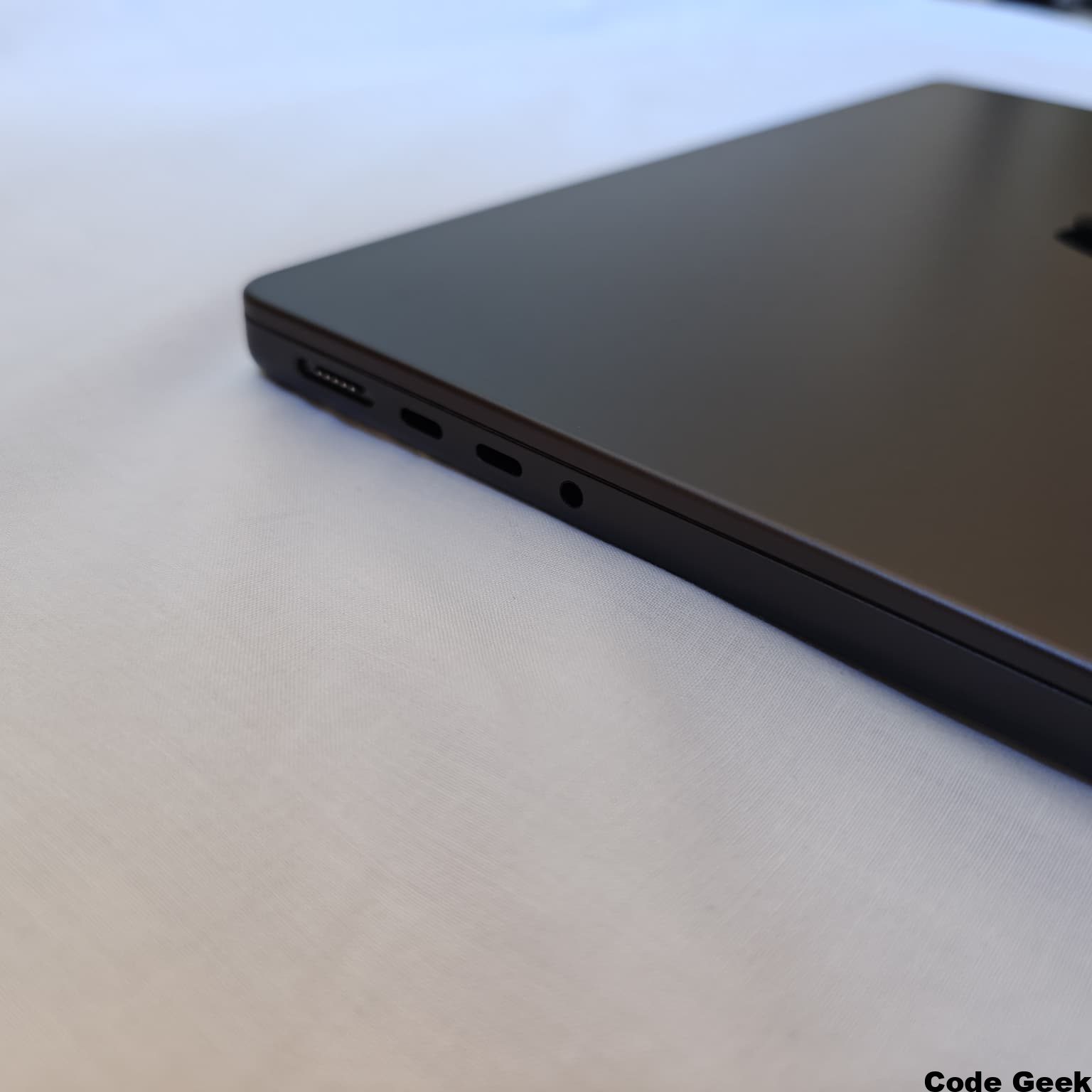 MacBook Pro M5 Chasis de Aluminio