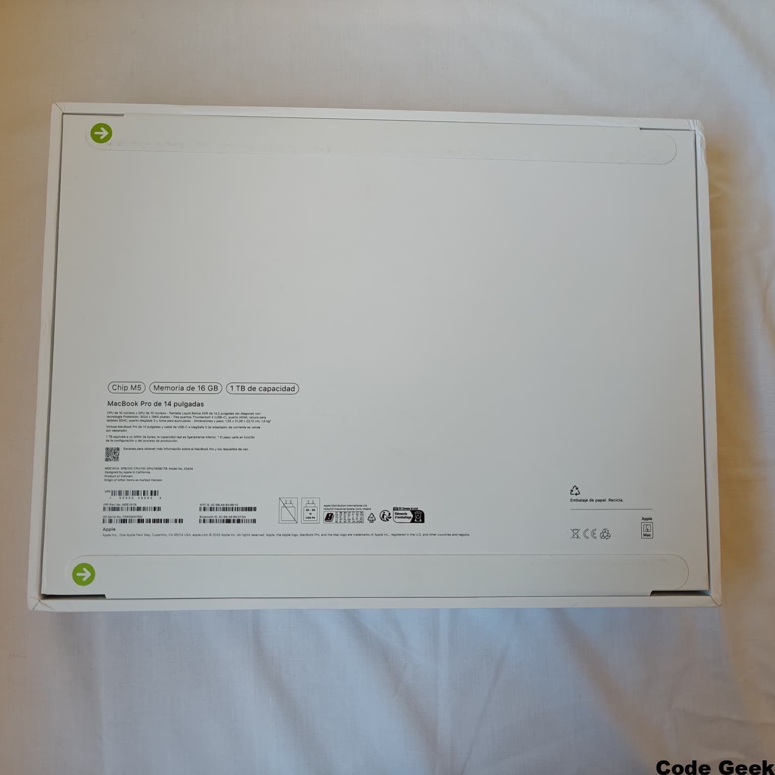 MacBook Pro M5 Altavoces Laterales