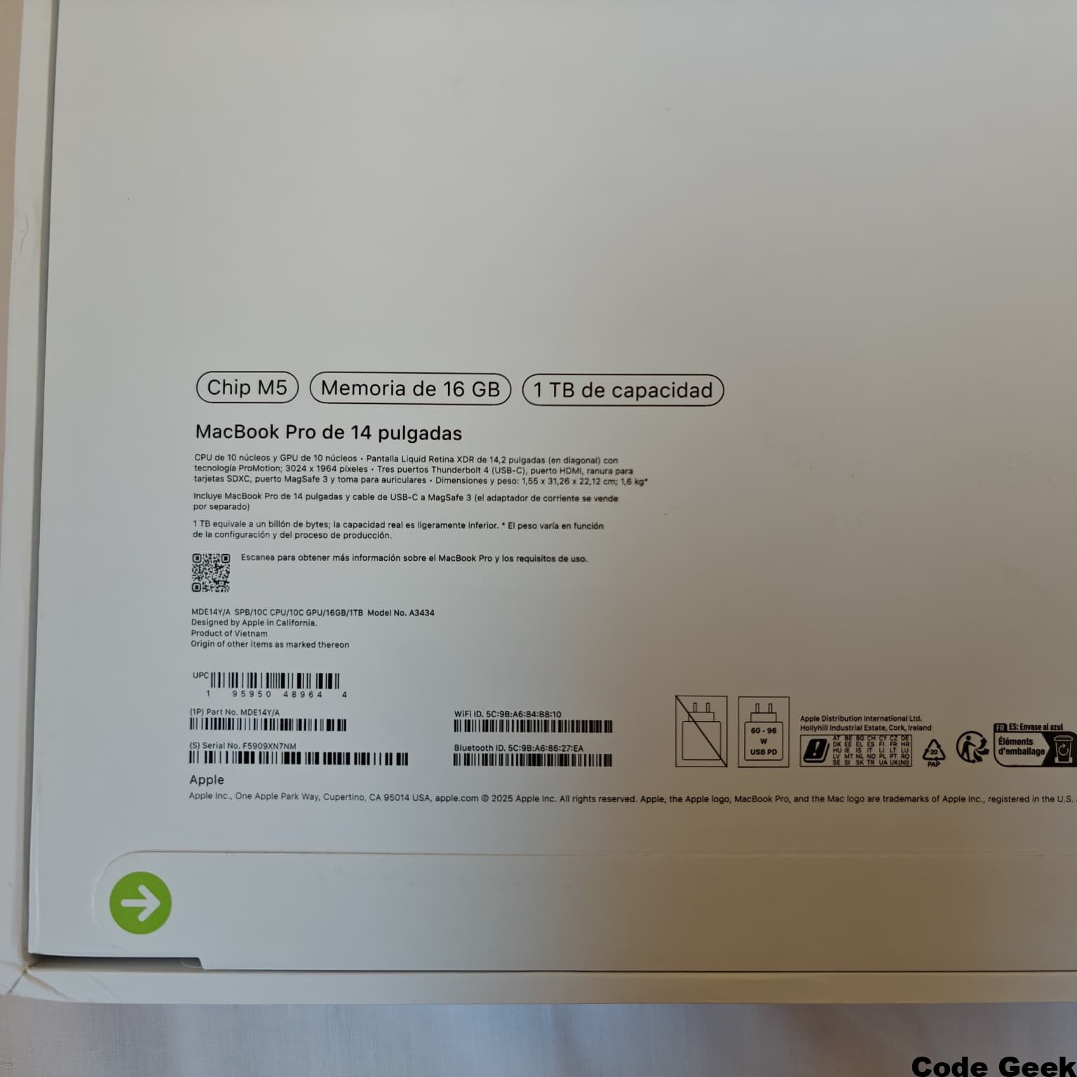 MacBook Pro M5 Touch ID